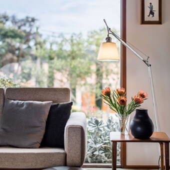 Tolomeo basculante reading floor