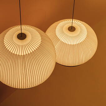 Knit hanging lamp