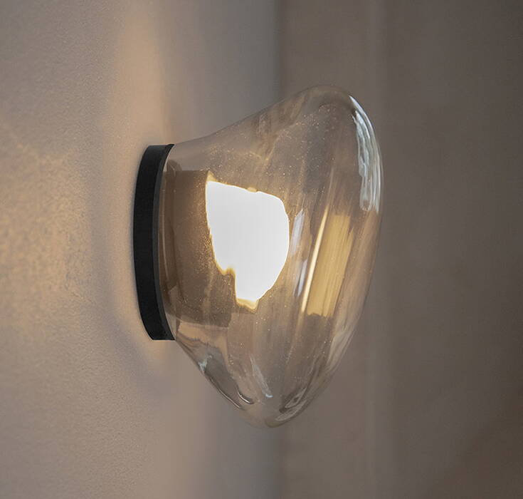 Karman Agua Wall - resistant wall lighting resembling a drop of water