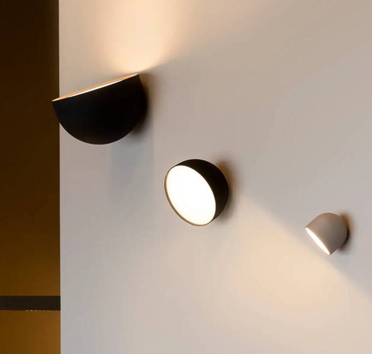 Vibia Plusminus Solo – plafonska i zidna LED lampa