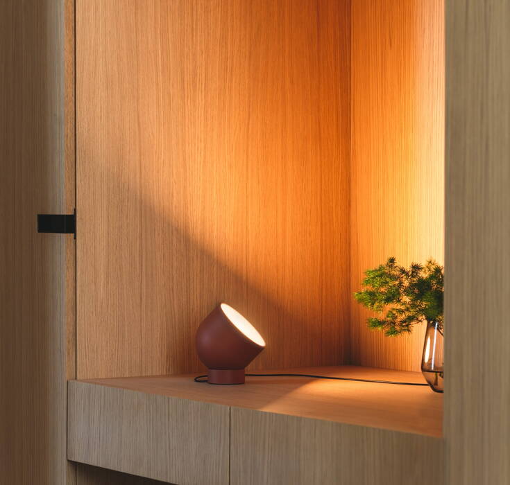 Vibia Plusminus Solo – zidna, stona i podna LED lampa