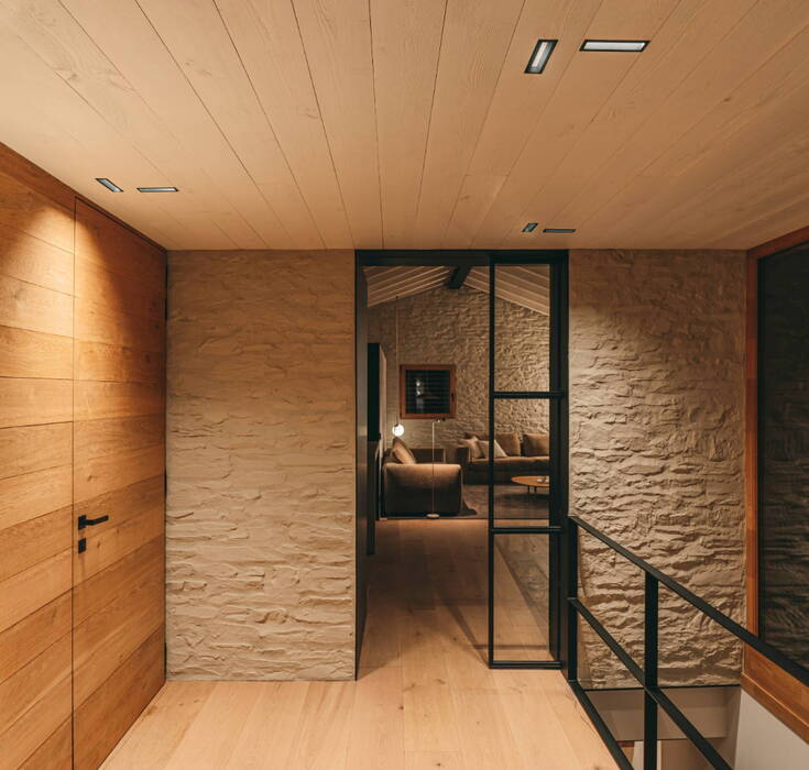Vibia Line lamp with low glare 