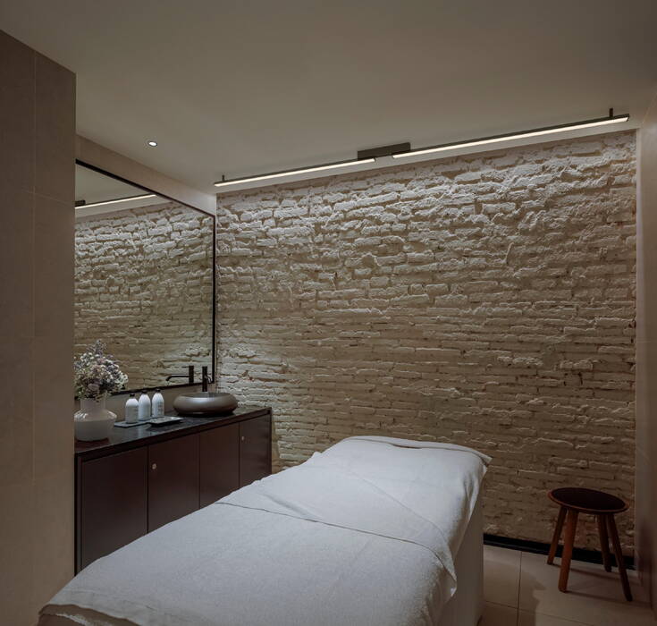 Vibia Spa - waterproof wall lamp 